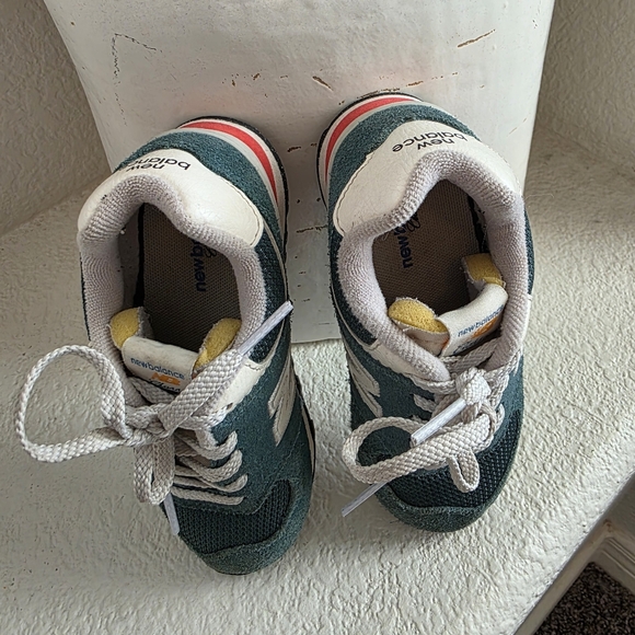 Toddler New Balance Classic 574 In New Spruce - Picture 4 of 13